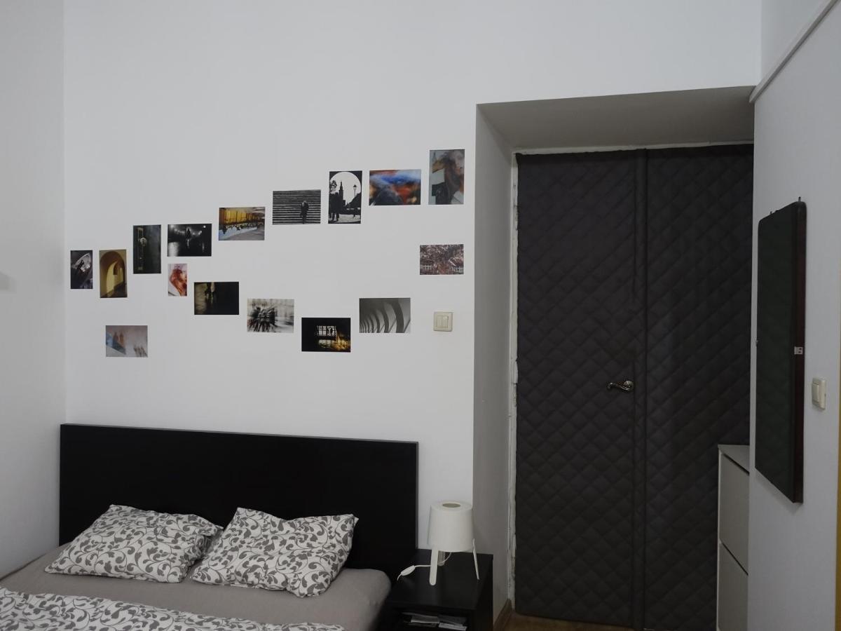 Umbrella Guest Rooms Krakow Exterior photo